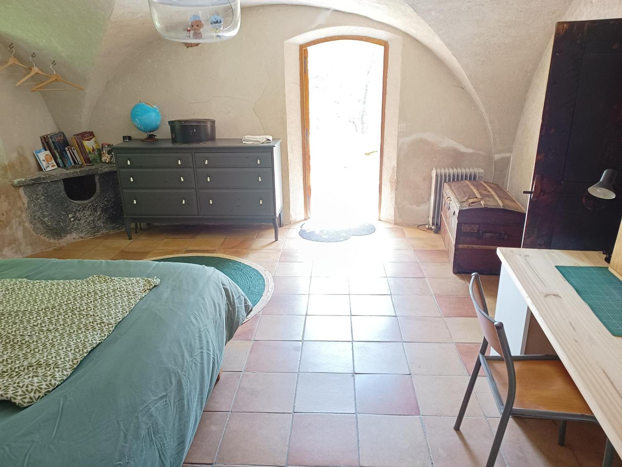 Chambre Ou Gite Dans Une Maison De Montagne - De Suzon A Zelie Entraigues  Ruang foto