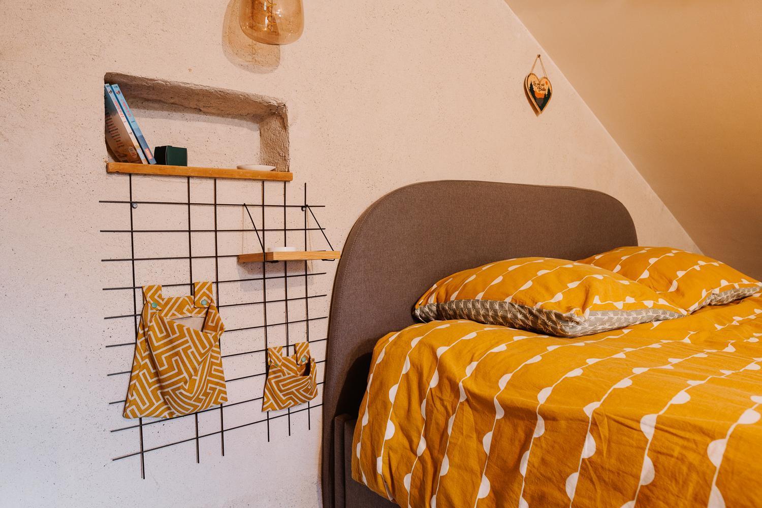 Chambre Ou Gite Dans Une Maison De Montagne - De Suzon A Zelie Entraigues  Bagian luar foto