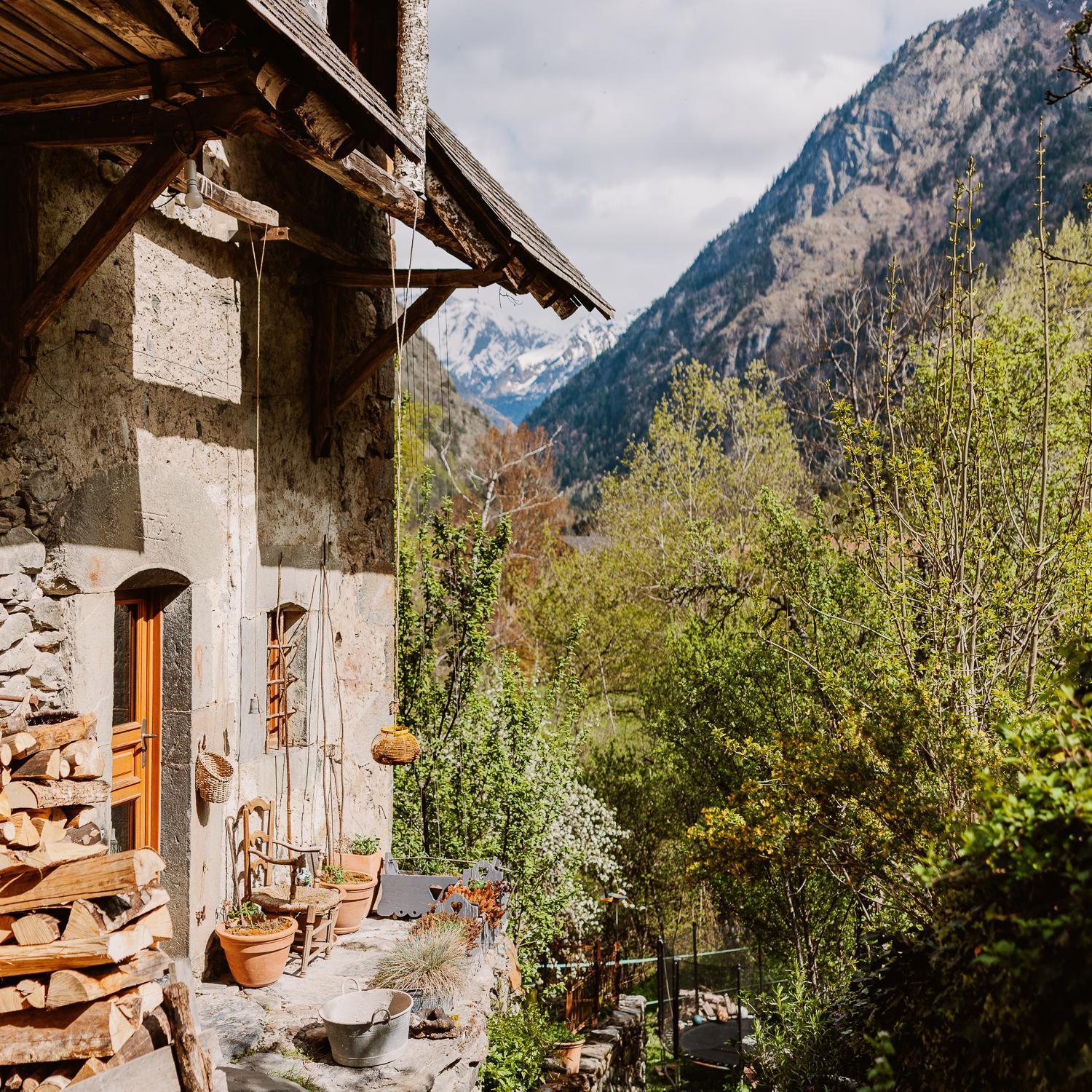 Chambre Ou Gite Dans Une Maison De Montagne - De Suzon A Zelie Entraigues  Bagian luar foto